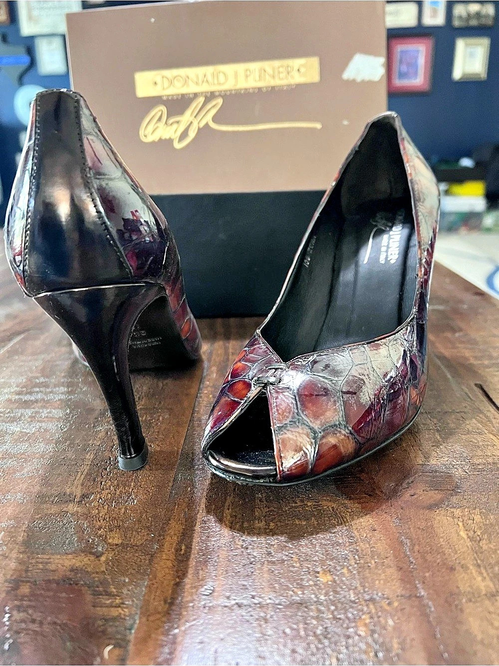 Donald J Pliner Zora Peep-Toe Pumps Brown Bronze US 9.5